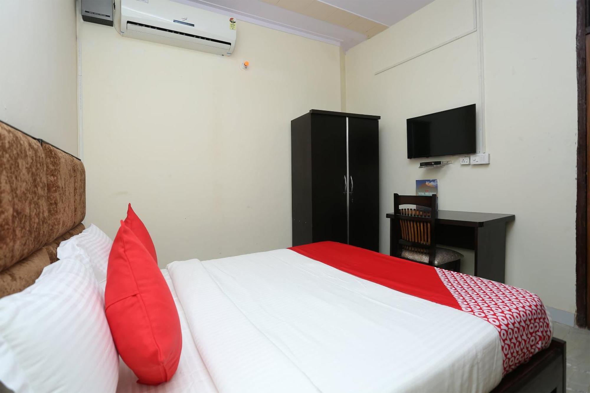 Hotel O Awesome Villa Near Appu Ghar Ґурґаон Екстер'єр фото